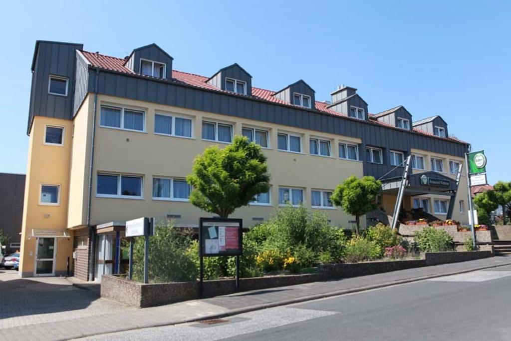 Hotel Wetterau - Self-Check-In Wolfersheim Экстерьер фото