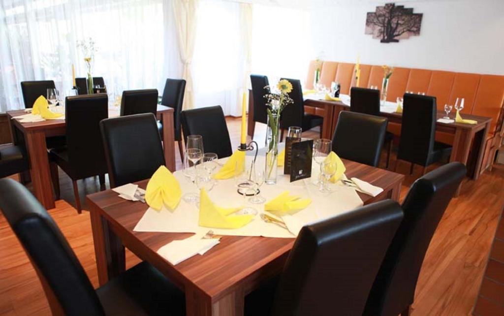 Hotel Wetterau - Self-Check-In Wolfersheim Экстерьер фото