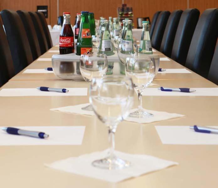 Hotel Wetterau - Self-Check-In Wolfersheim Экстерьер фото
